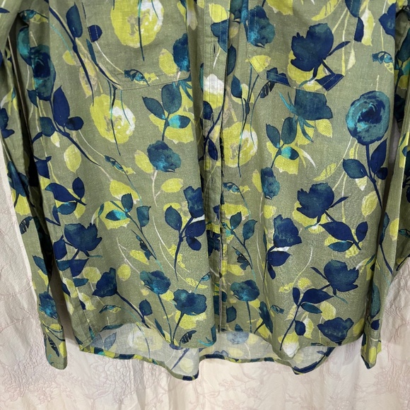 Sundance Woman’s Long Sleeve Collared Button Up Floral Multicolor Blouse Size XS - Picture 5 of 7